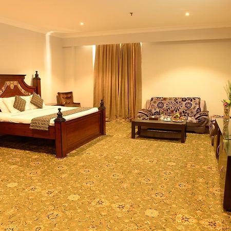 Phoenicia Hotel Manama Exterior photo
